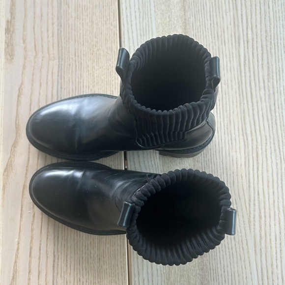 SOCK STYLE HEELED ANKLE BOOTS WITH LUG SOLES - Picture 6 of 7